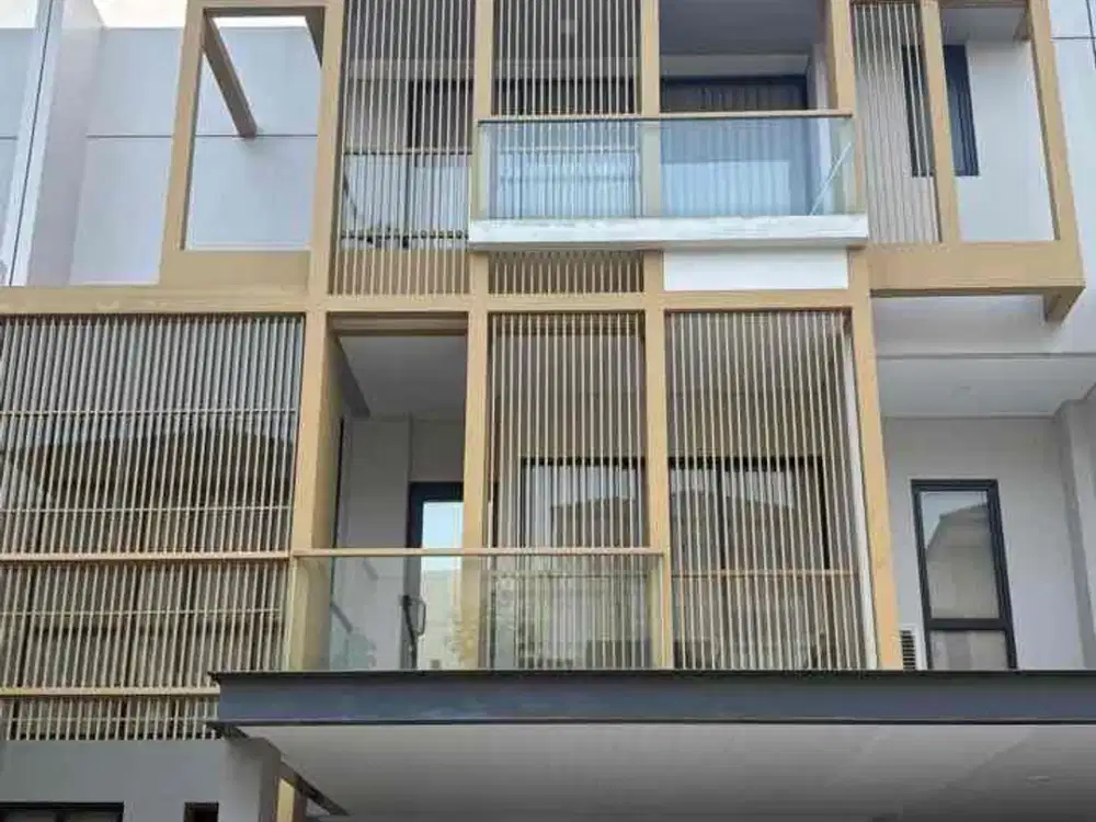 Dijual Rumah Cantik 3 Lantai Cluster Aerra Eonna BSD City