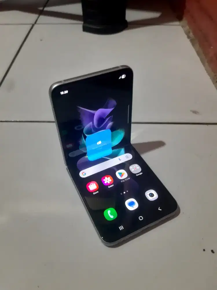 SAMSUNG Z Flip 3  5G