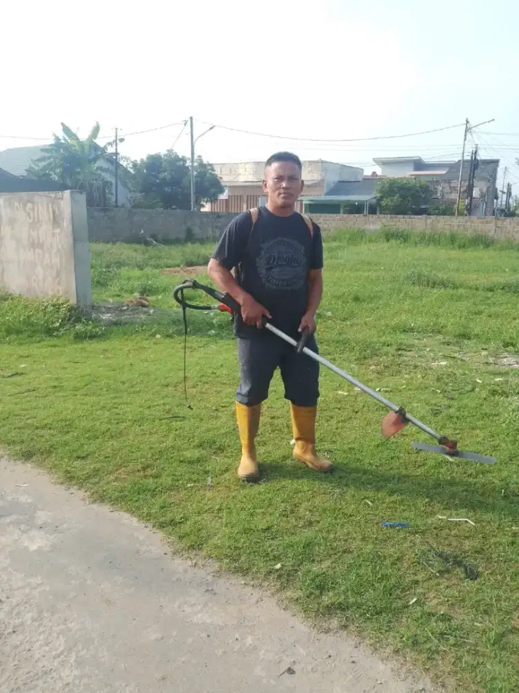 jasa potong rumput