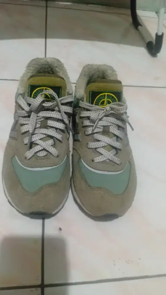 Sepatu new balance X stone iland