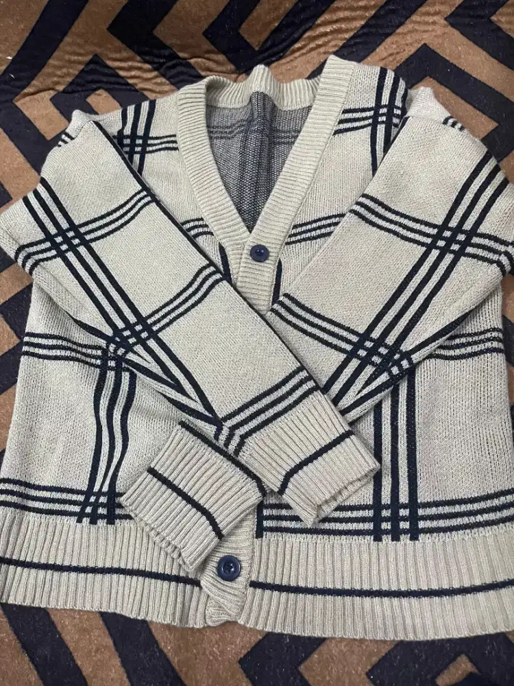 Sweater perempuan