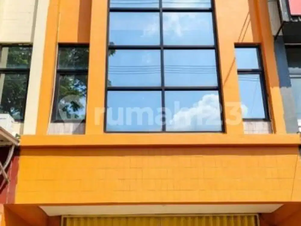 Ruko 3 Lantai Sektor 1 A Gading Serpong/Mami