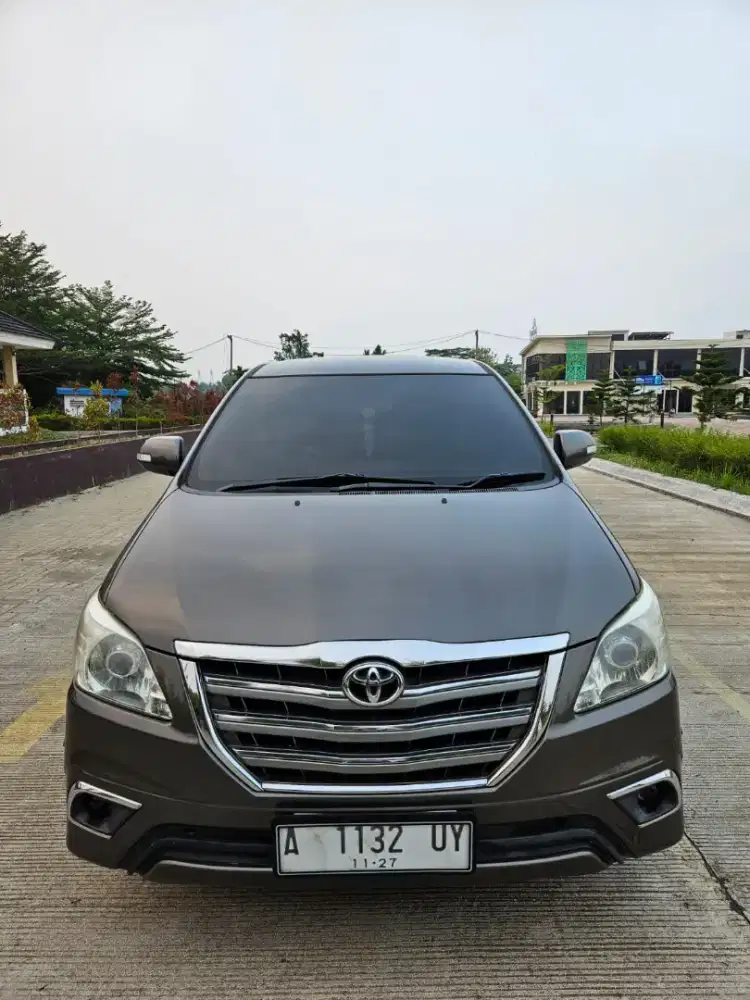 Innova 2.0 V 2012 matic