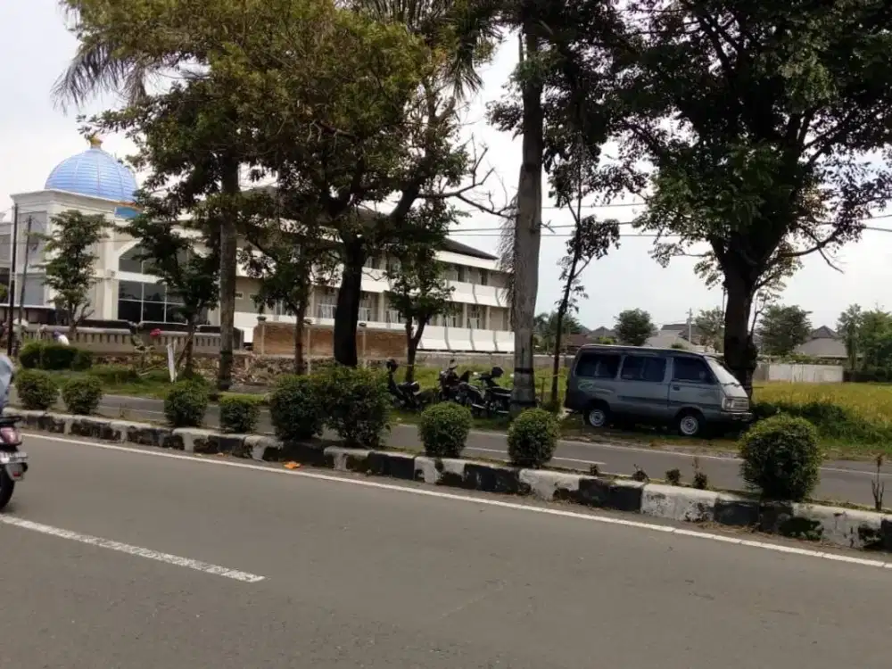 Tanah Pekarangan Letak Strategis Cocok Untuk Berbagai Usaha
