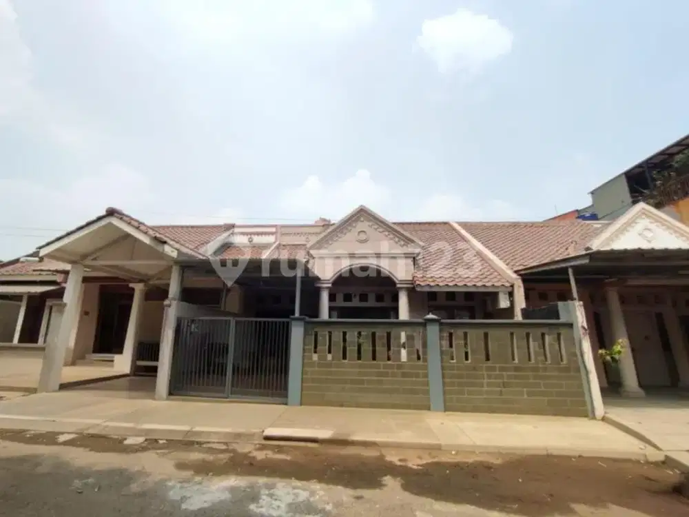 Dijual Rumah villa melati mas dengan  Row Jalan 12 Meter  Serpong Utara