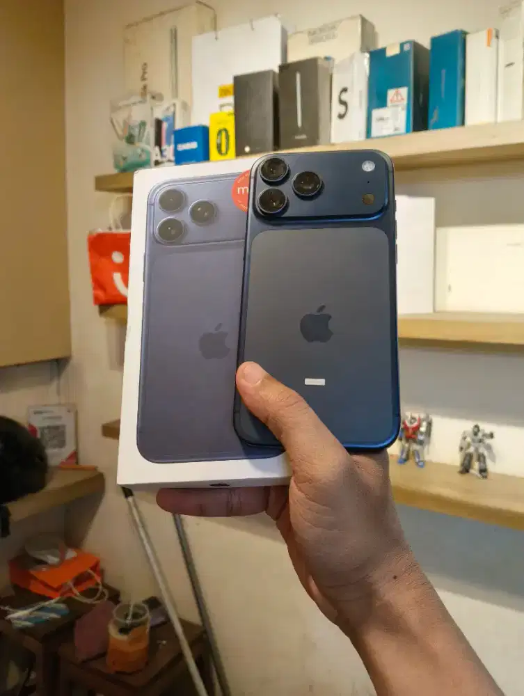 Jual Iphone 17 Promax 256Gb Second Resmi Indo Mulus Likenew Garansi On