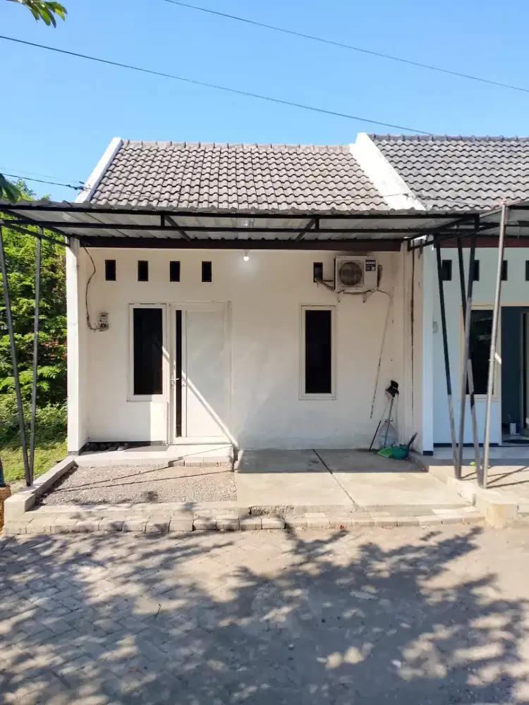 Di sewakan rumah