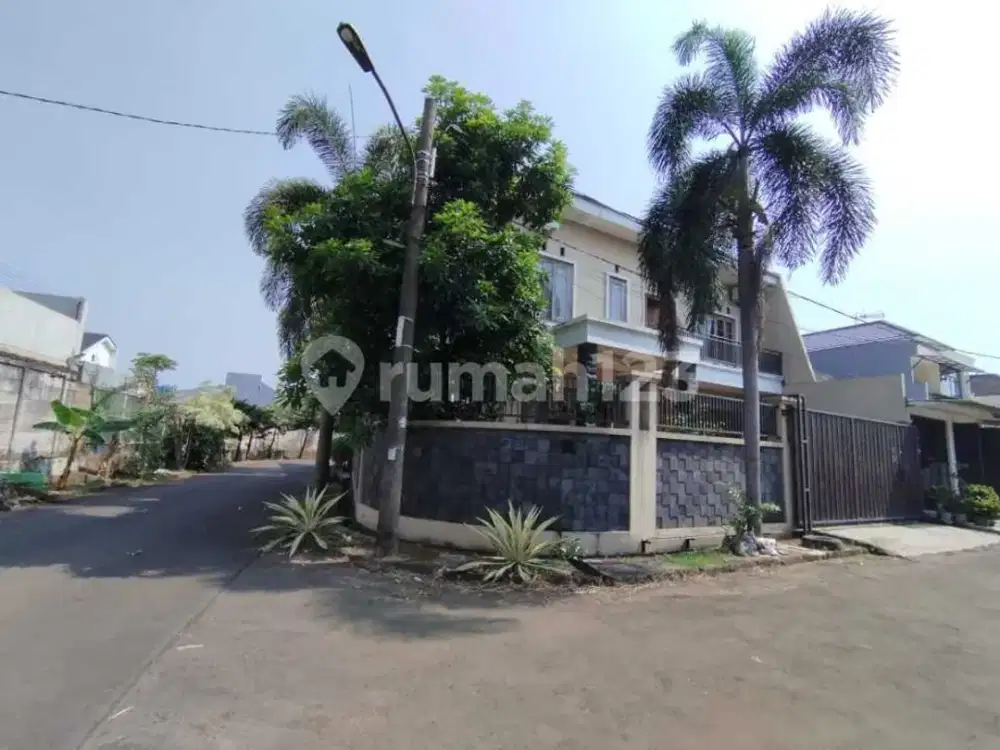 Dijual cepat rumah hook villa melati mas Tangerang Selatan