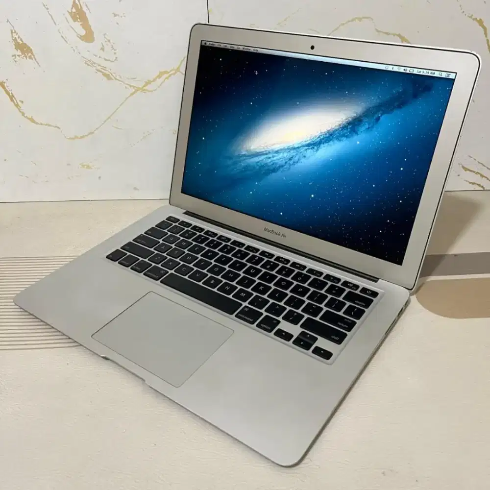 Macbook Air 13-inch