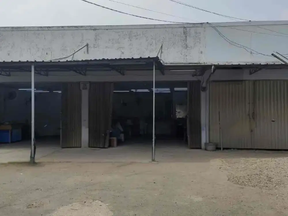 Tanah dan Bangunan Ex Minimarket di Mustikasari, Bekasi