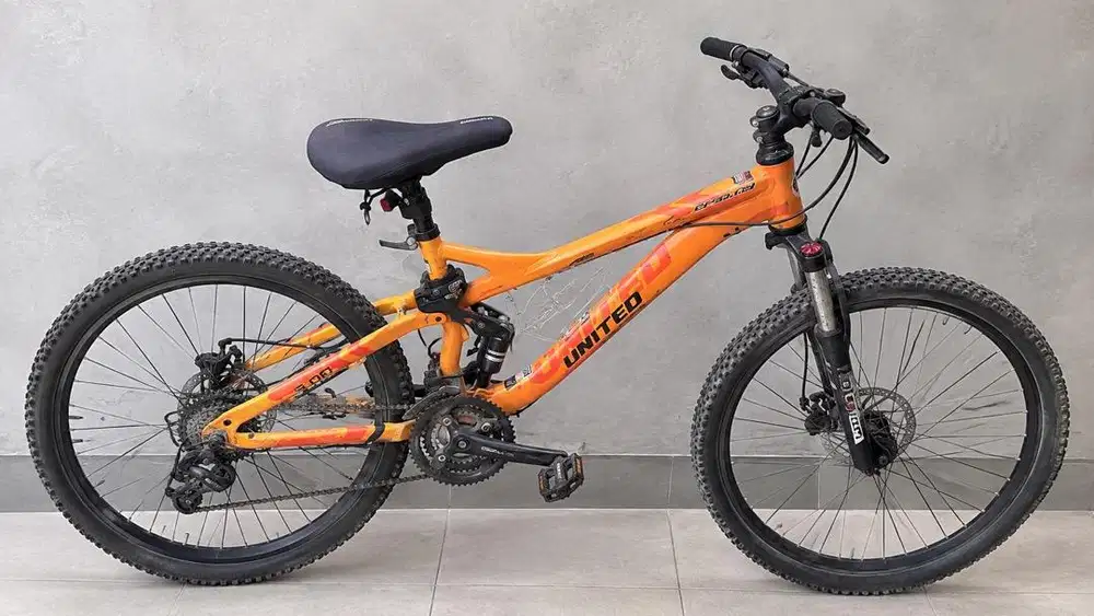 Sepeda Gunung MTB Fullsus United Epsilon 3.00 (Alloy - Rem Hidrolik)