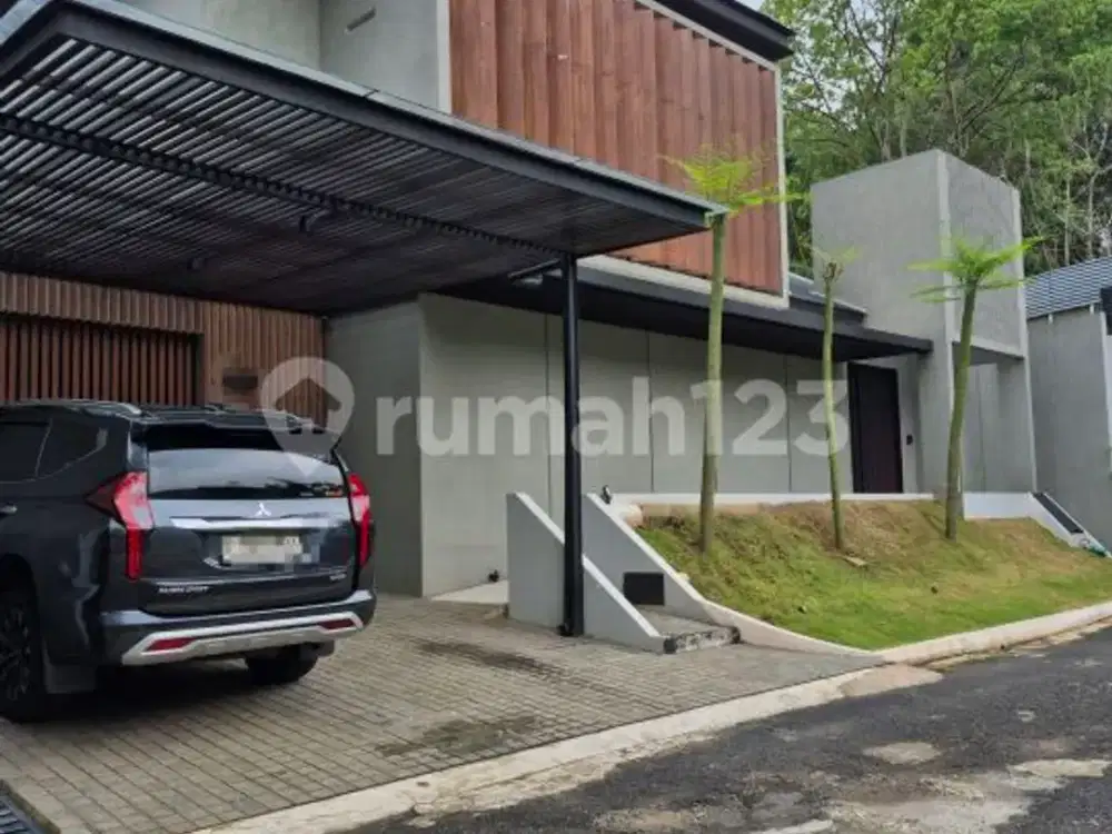 Rumah Modern Tropical Mewah di Bintaro Jaya Sektor 9