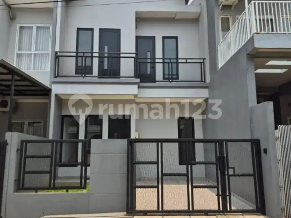Rumah Baru Semi Furnished Kencana Loka BSD City, Siap Huni, SHM