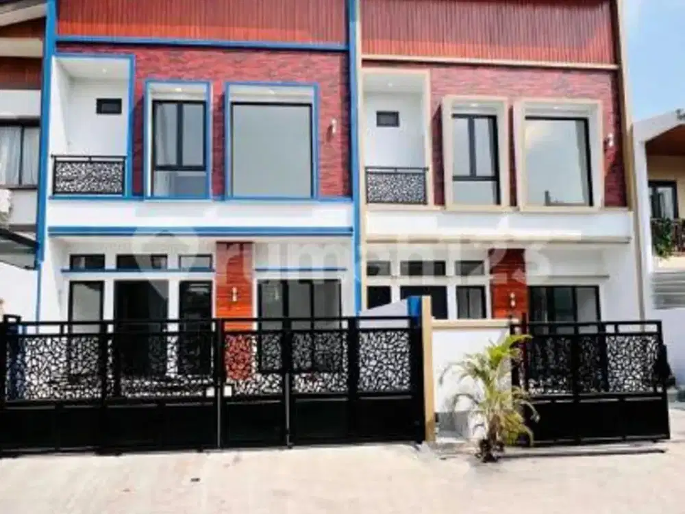 Brand New House di BSD Nusaloka Siap Huni, SHM, Free Kitchen Set