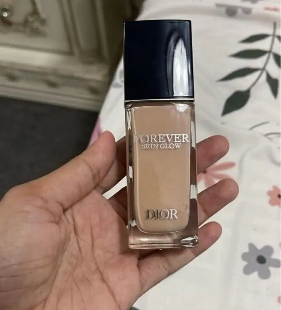Bedak Dior dan foundation