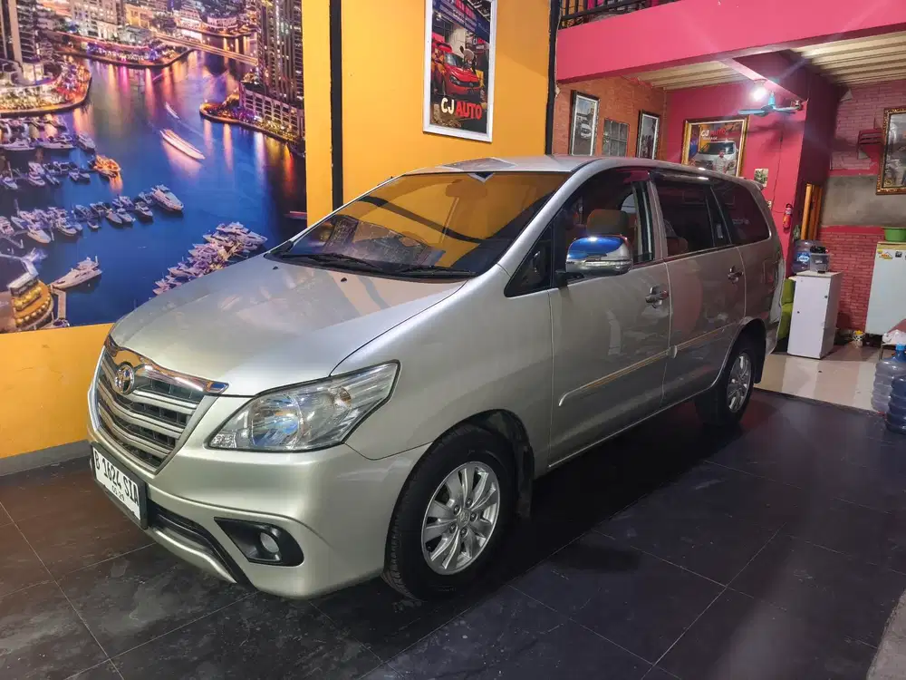 Innova E 2014 Metik Bensin