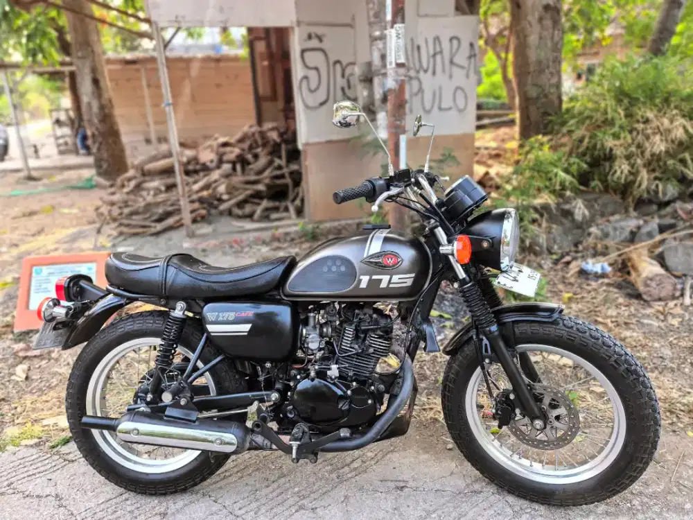 Kawasaki W175 cafe 2019