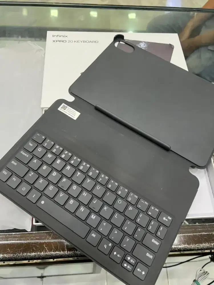 Infinix XPAD 20 keyboard 
Mulus 99%