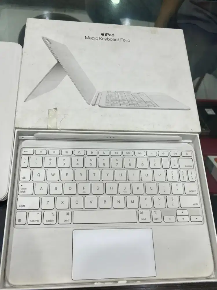 Ipad Magic Keyboard folio
Fullset Original
