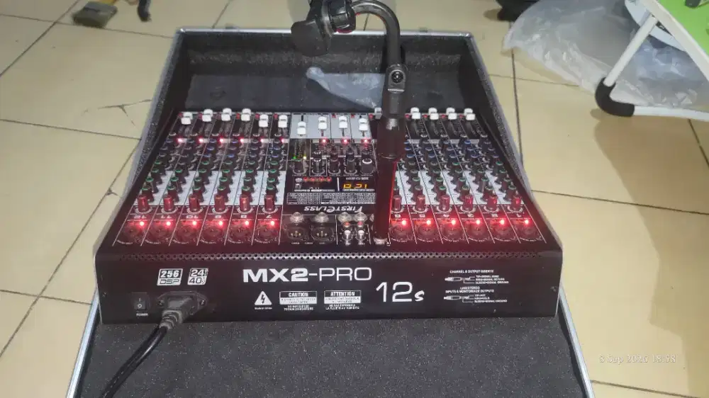 Mixer First Class MX2-Pro 12s (12 Chanel)