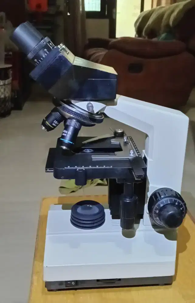 Mikroskop Binokukar Murah