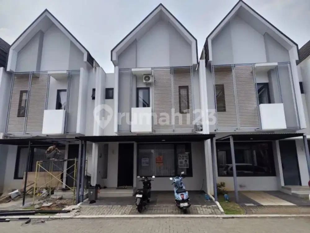 Dijual RUGI rumah Myza BSD City Cozmo House Attic Room