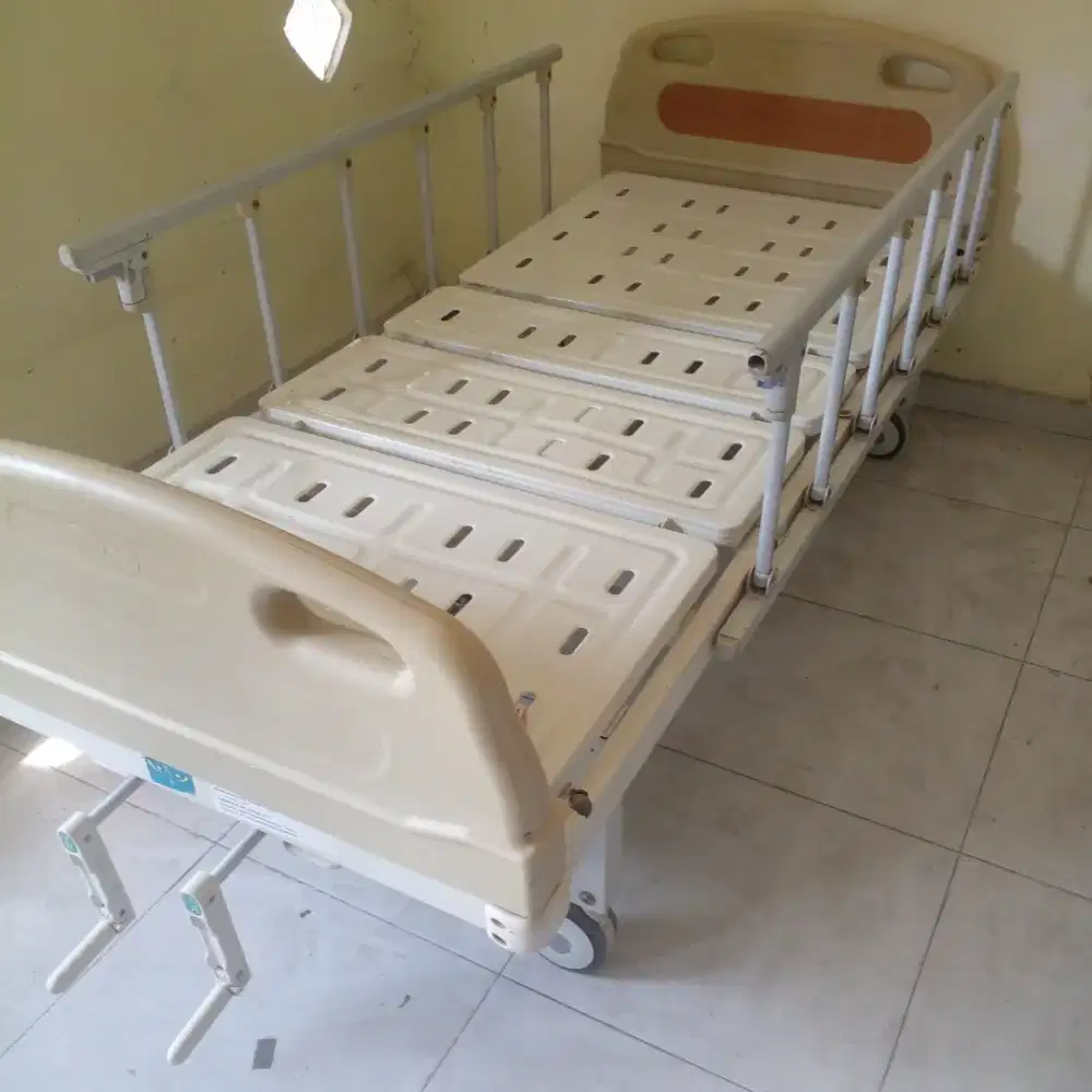 Ranjang pasien onemed