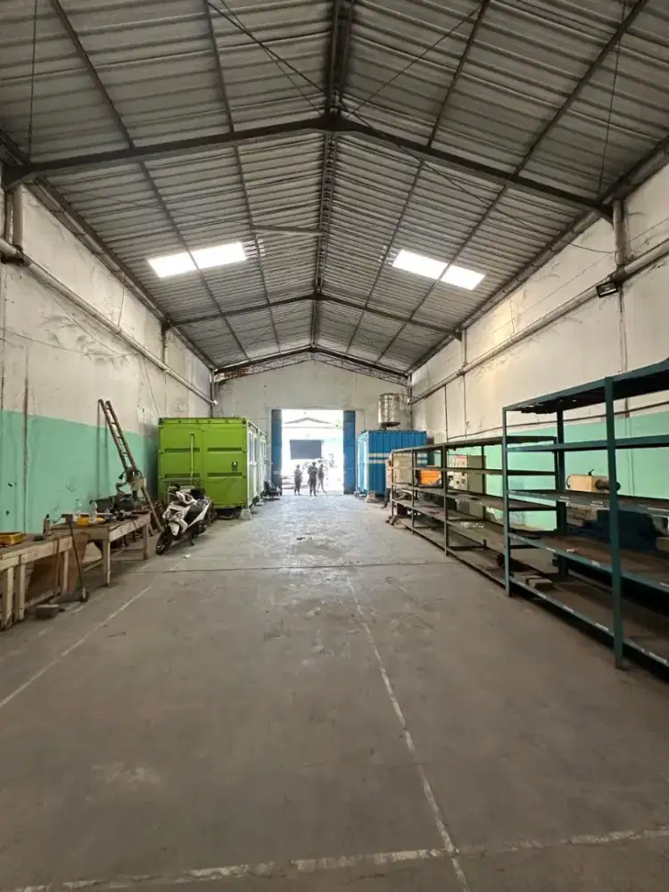 DIJUAL GUDANG SIAP PAKAI DI MARGOMULYO PERMAI LOKASI STRATEGIS