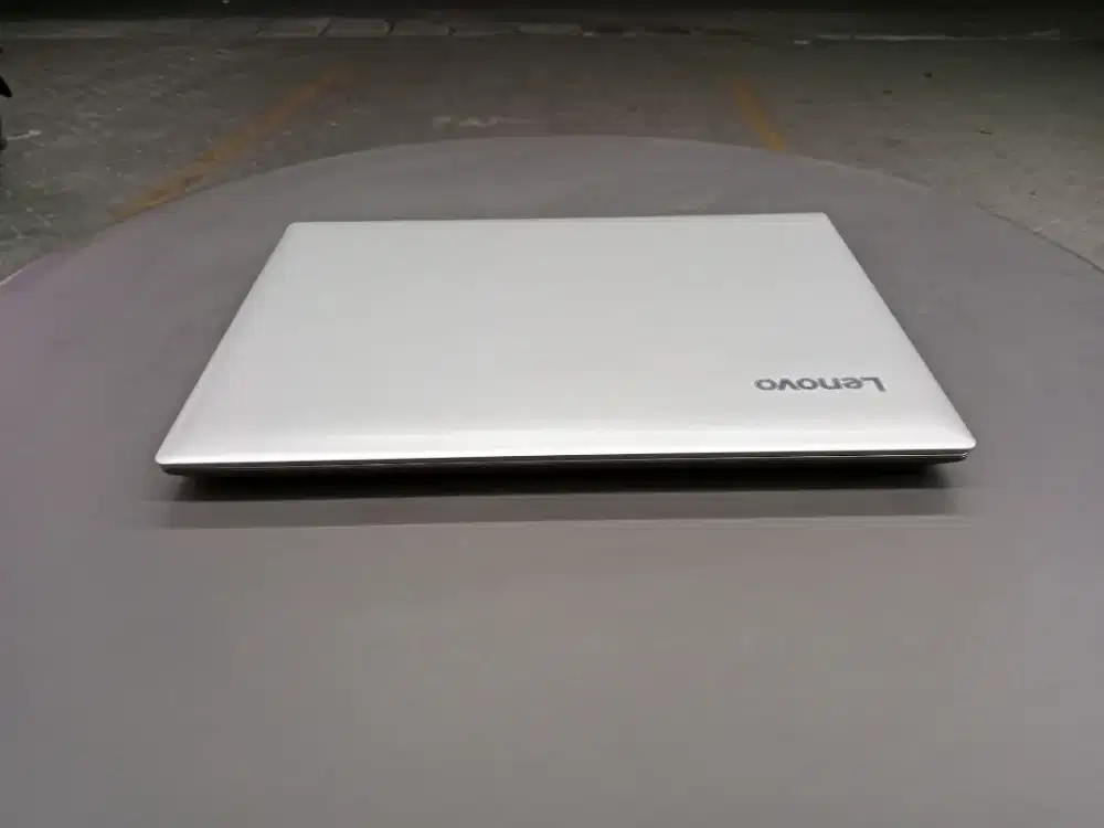 Laptop Mulus Slim Lenovo Ideapad 320 Normal Siap Pakai Windows 10