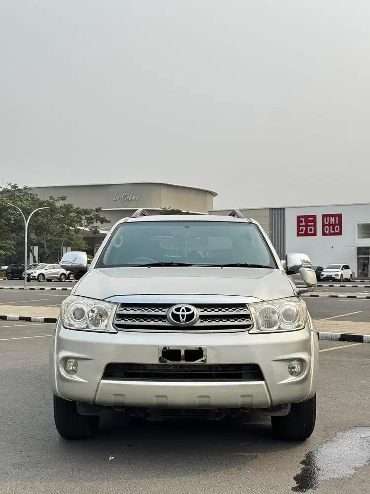 Toyota Fortuner G Diesel Manual 2009