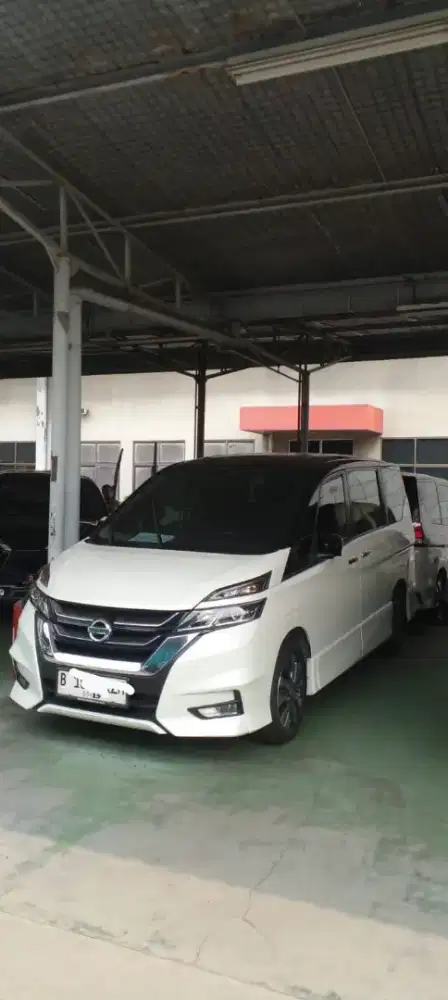 LOW KM 16 RB FAST SALE NISSAN SERENA HIGHWAY STAR 2023 PUTIH METALLIC