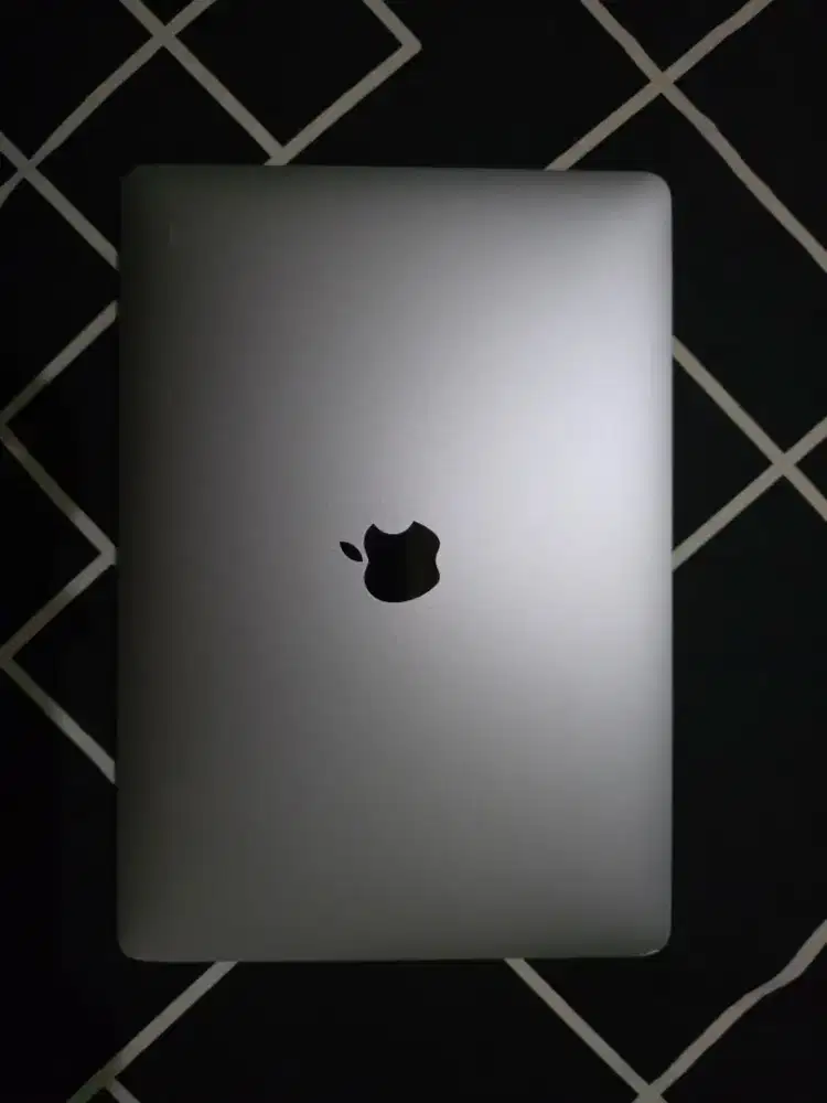 Macbook Pro 2019 Core i5 13 inch 8/256GB