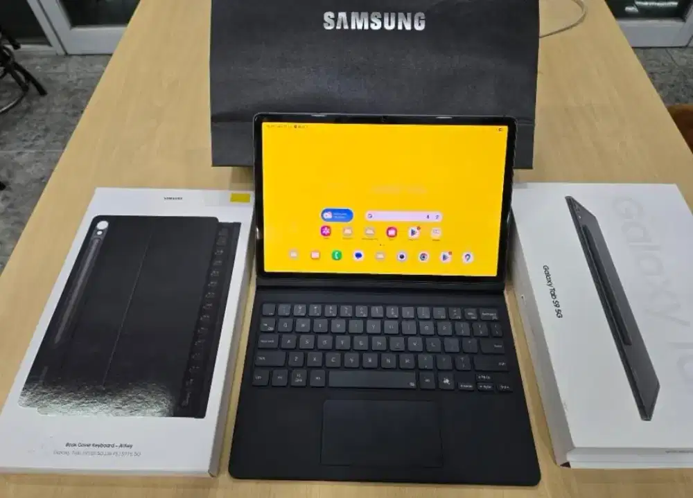 SAMSUNG GALAXY TAB S9 5G 256 GB BISA + KEYBOARD & S PEN