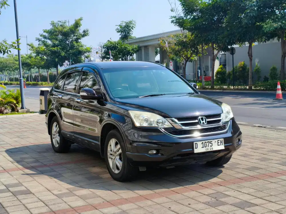 CRV MATIC 2.4 2010 Dp 8 juta