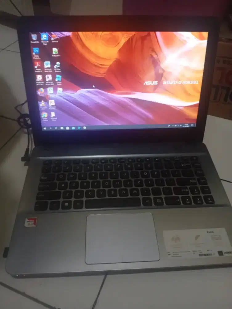 Laptop asus Ram 4