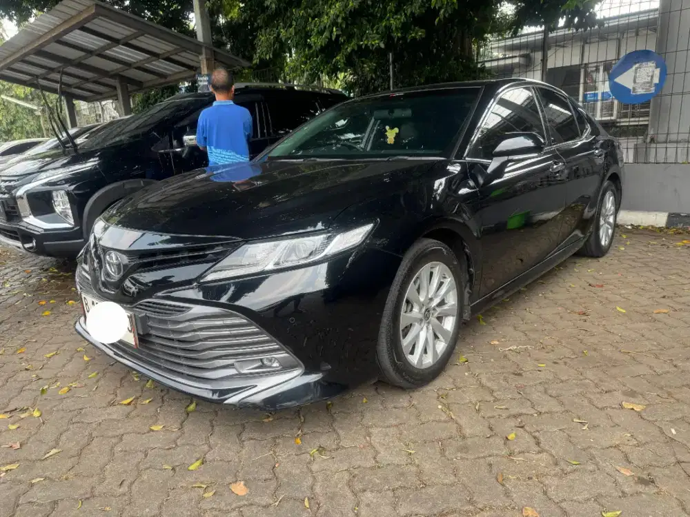 Toyota camry 2.5 V at 2021