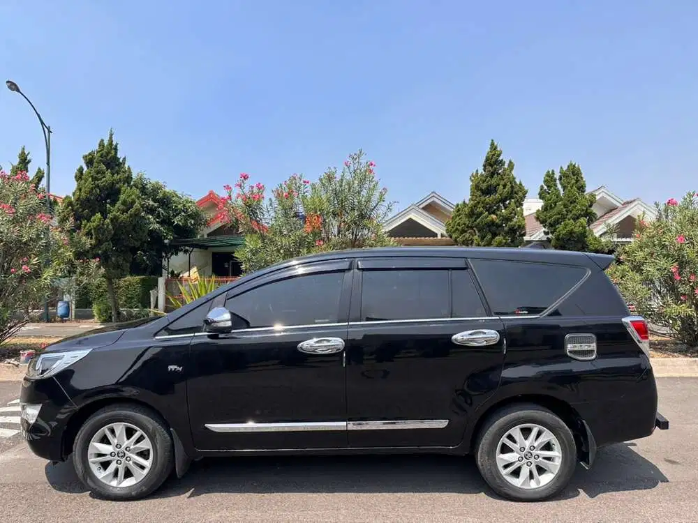 Toyota Kijang Innova 2016 Bensin