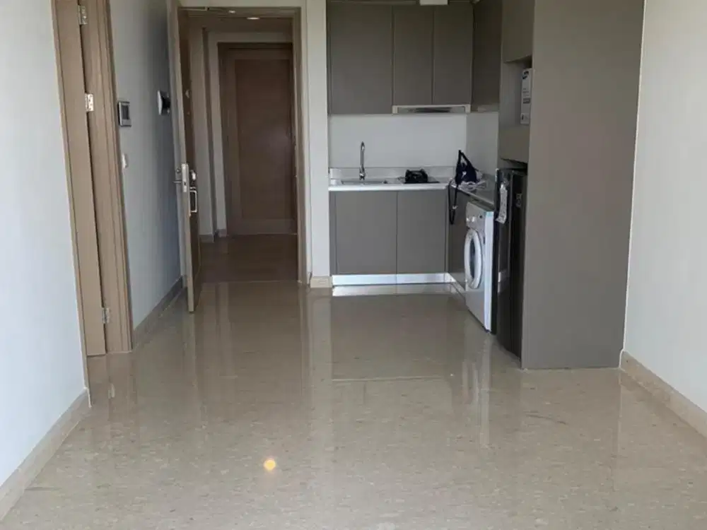 Disewa Apartemen Gold Coast 1BR, 51m2, Sea View, Semi Furnished