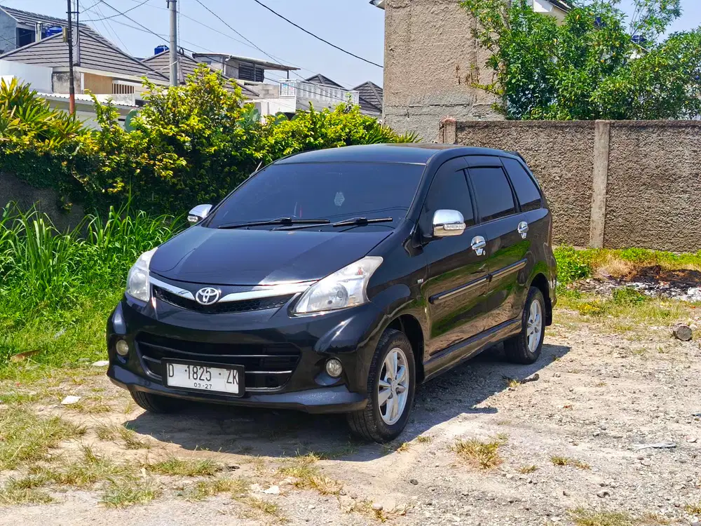 Avanza Veloz 1.5 Manual 2012 Dp 7 juta