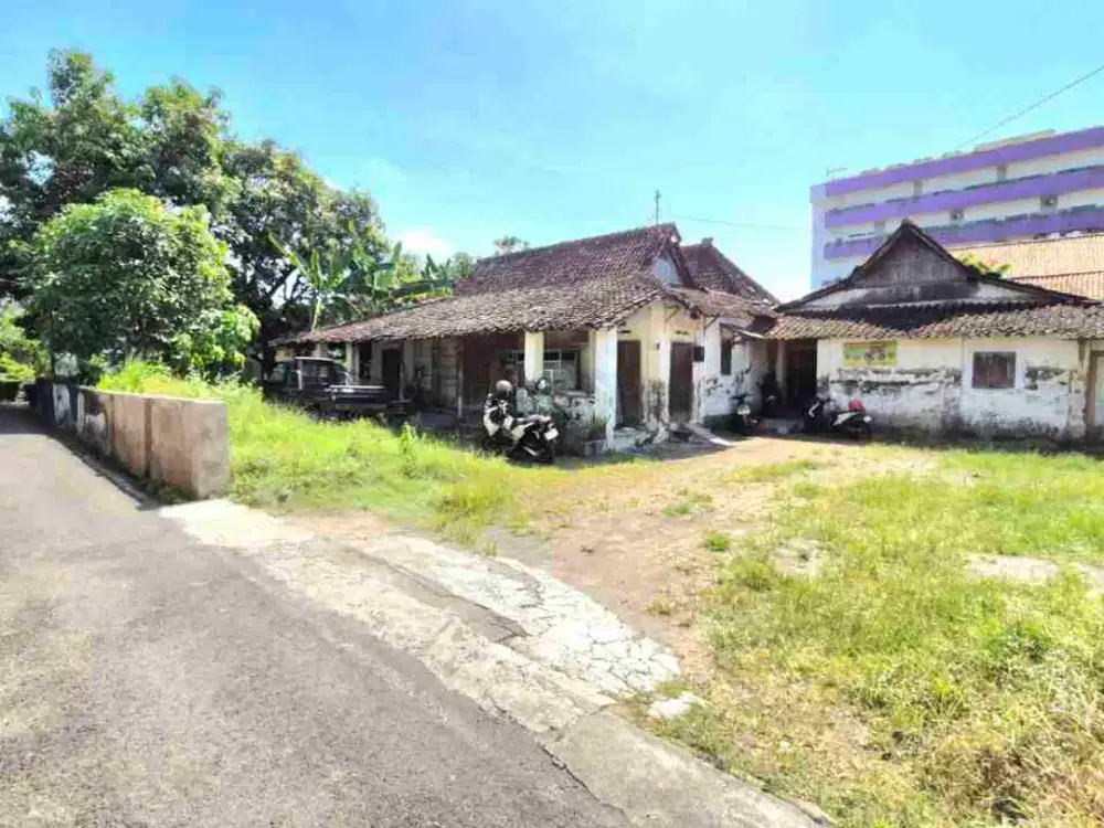 Tanah Pekarangan Luas Tengah Kota Solo