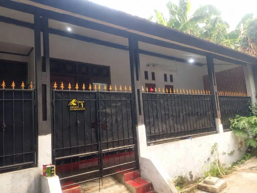 Rumah keluarga dikontrakkan