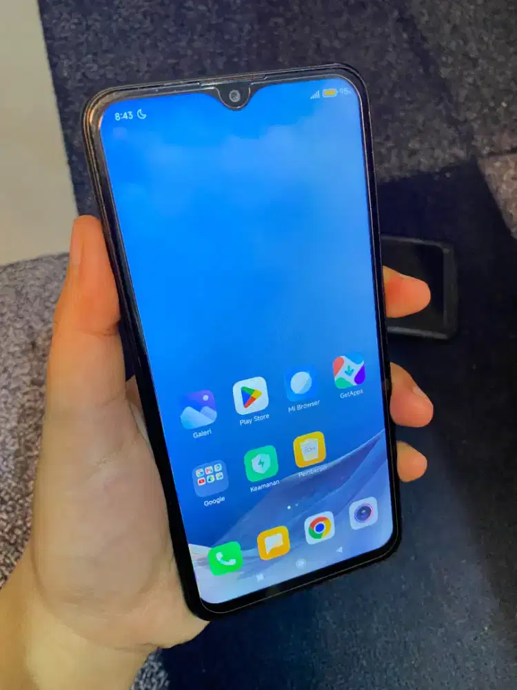 Di Jual Redmi 8 
Ram 3 
Batangan