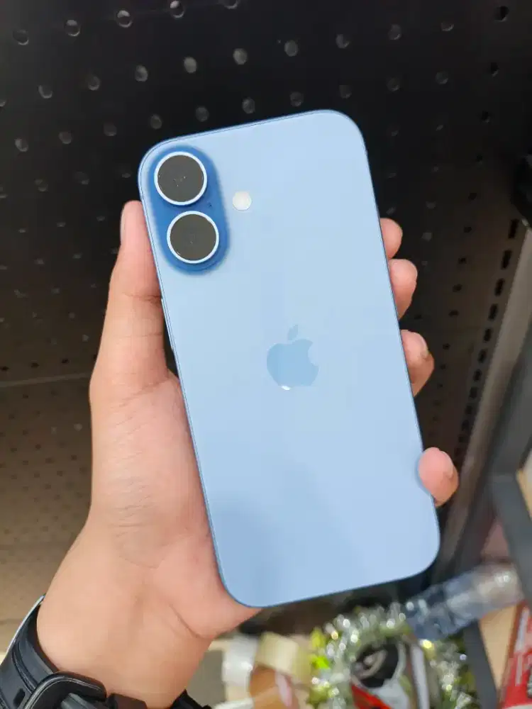 IPHONE 17 256 BLUE LANGKAR BANAR