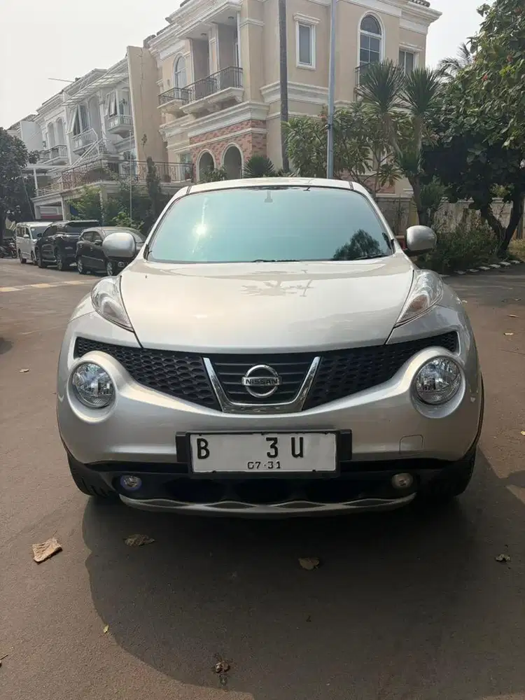 Nissan Juke RX CVT 2011 silver, Pajak Panjang