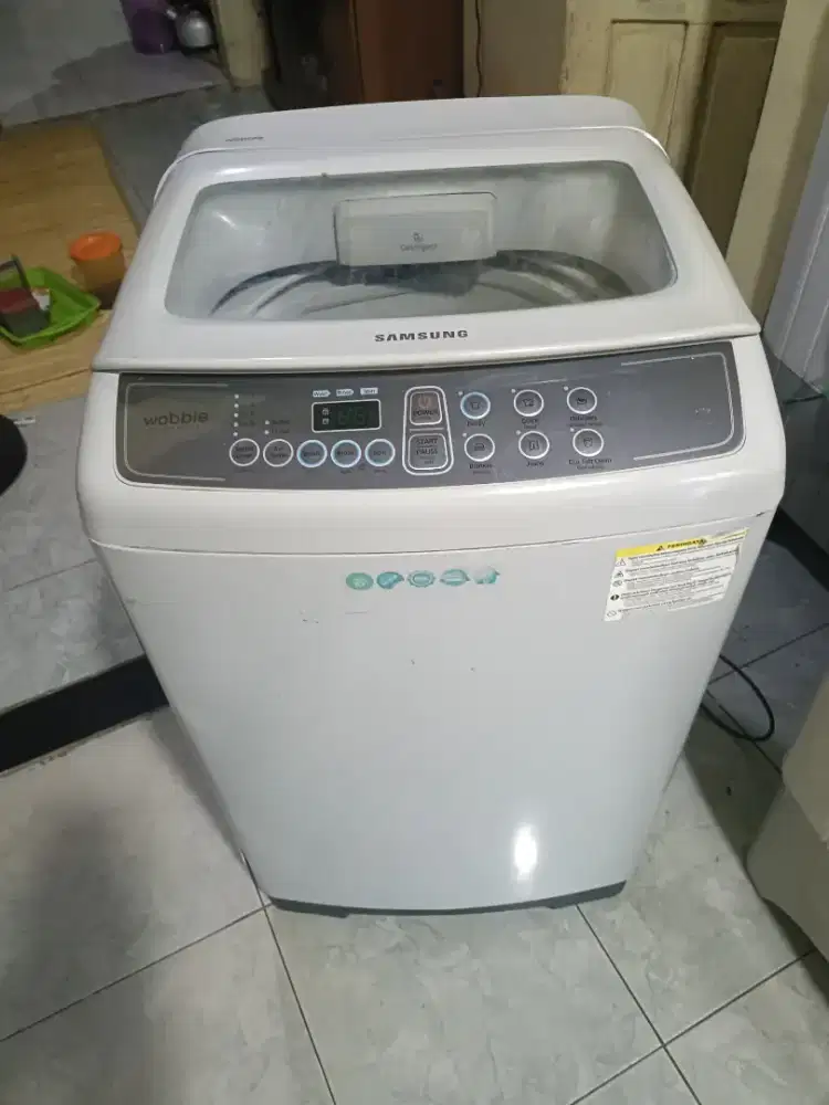 Mesin cuci SAMSUNG 8kg otomatis