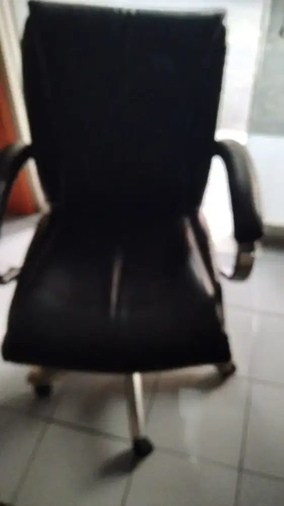 Kursi office busa tebal