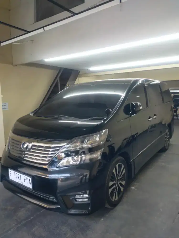 Velfire Z audioless Istimewa low kilometer
