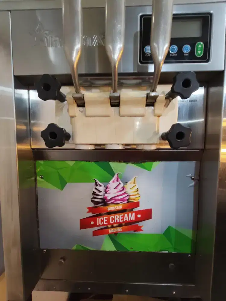 Mesin Es krim Bekas Pemakaian Pribadi