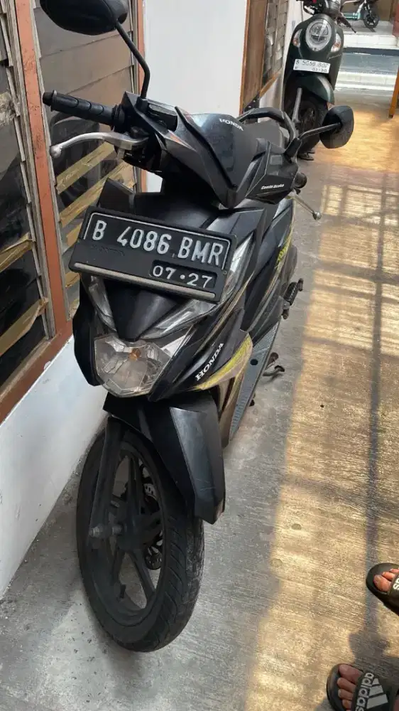 JUAL CEPAT HONDA BEAT KESAYANGAN KM 30RB PAJAK PANJANG TGN PERTAMA