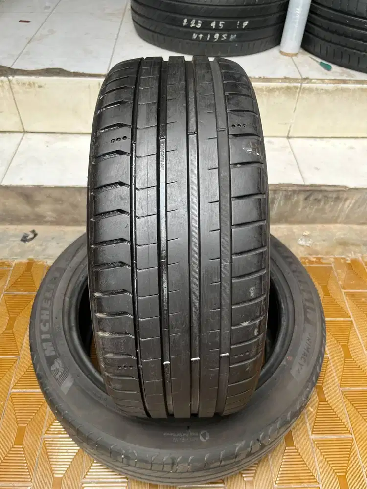 Ban Michelin Pilot Sport 5 215 45 r17 1Pcs